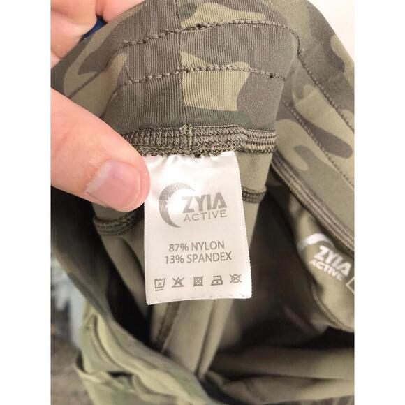 Zyia Pants Womens M Camo Joggers Stretchy Active Workout Pull On Drawstring - Picture 4 of 7